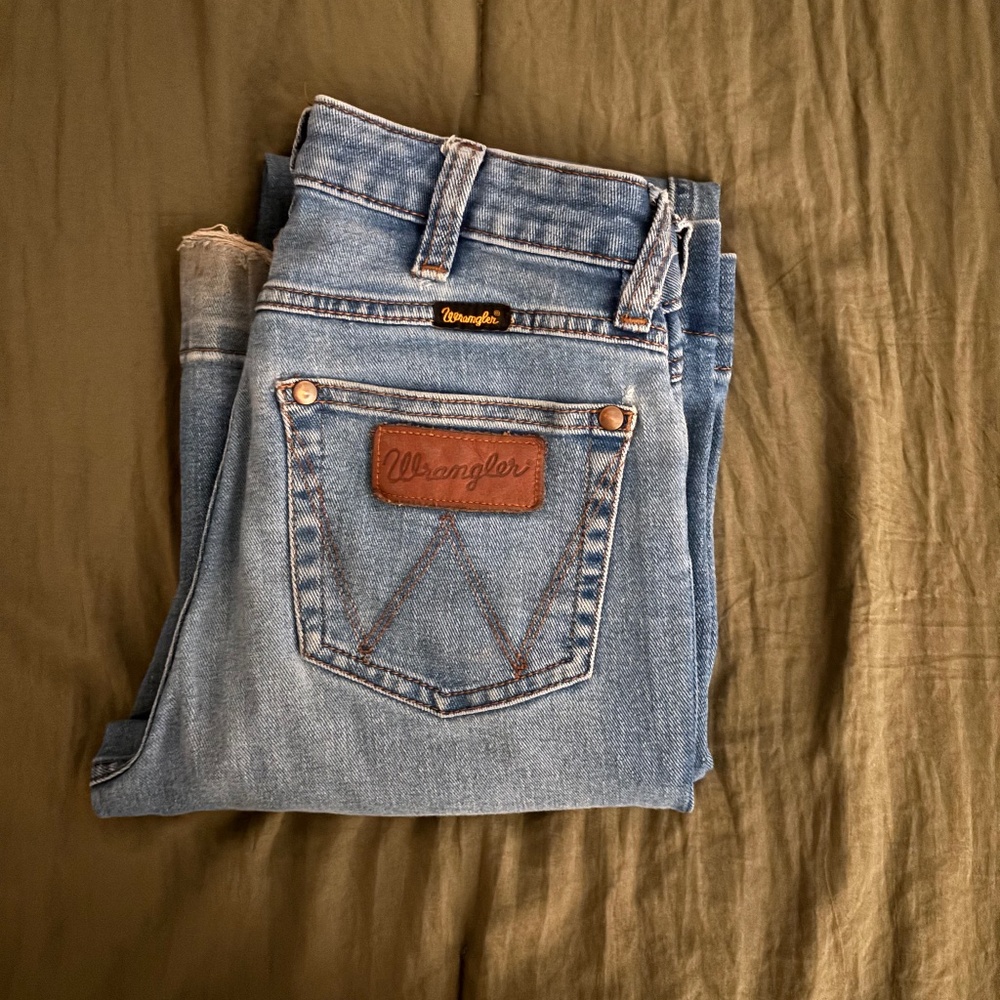 Wrangler boot cut jeans, size 25 low rise